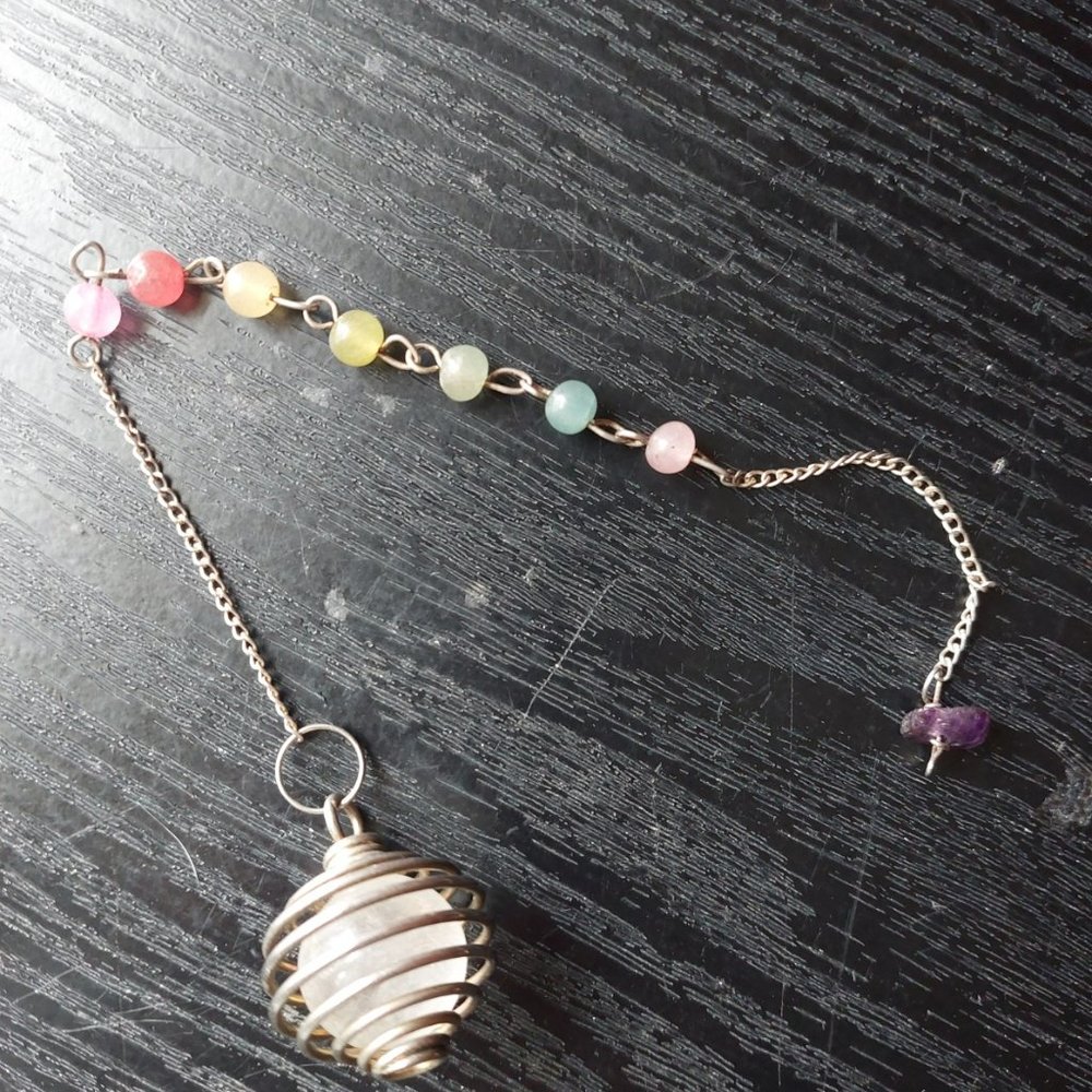 New Chakra pendulum - Picture 2 of 3